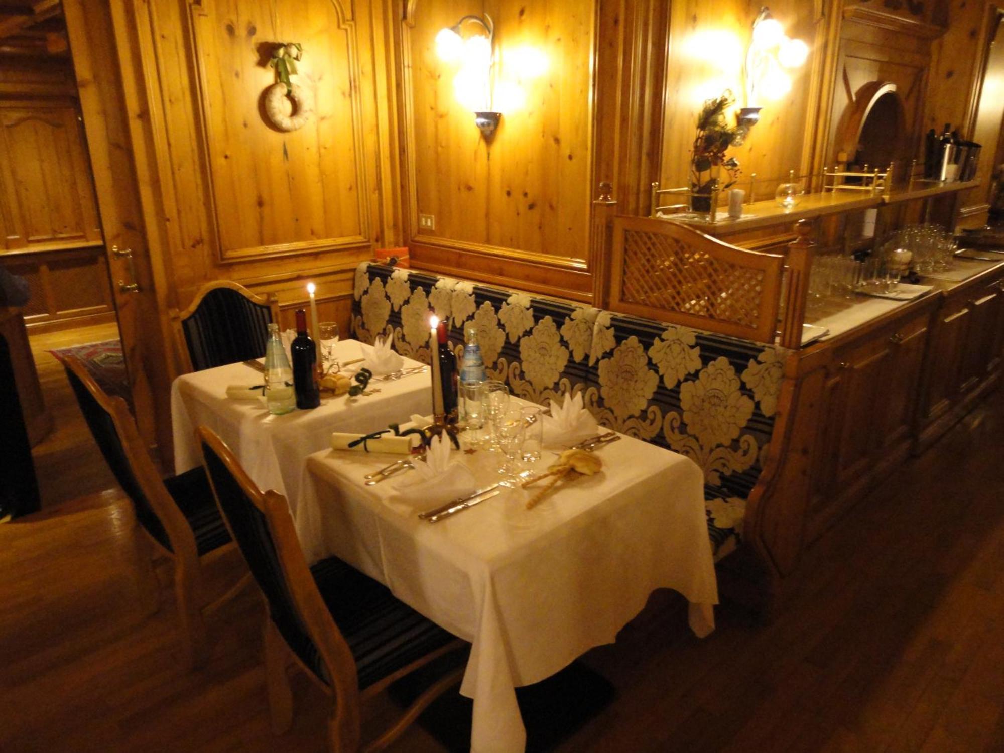 Hotel Cevedale Living Romance Hotel Коголо Экстерьер фото