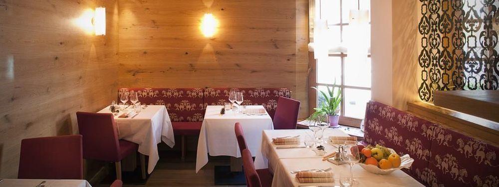 Hotel Cevedale Living Romance Hotel Коголо Экстерьер фото