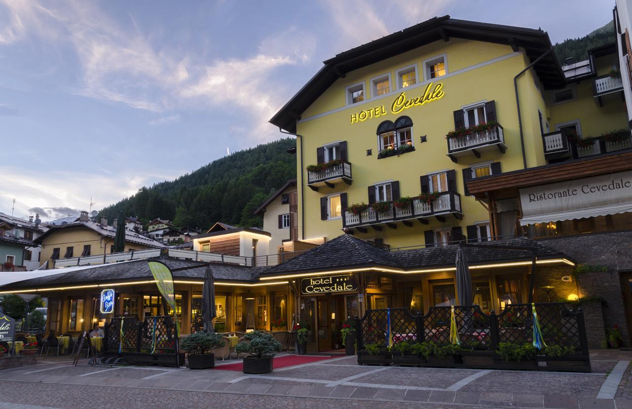 Hotel Cevedale Living Romance Hotel Коголо Экстерьер фото
