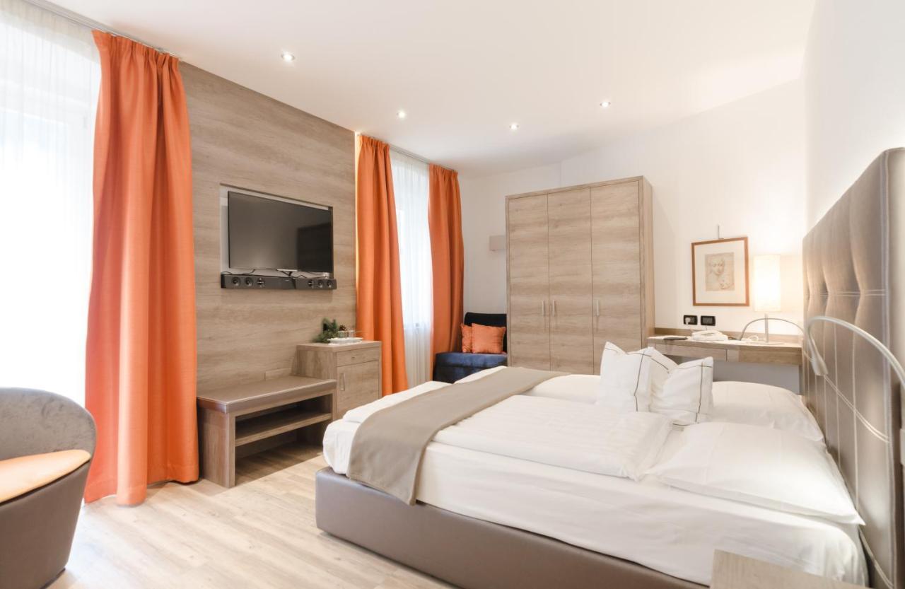 Hotel Cevedale Living Romance Hotel Коголо Экстерьер фото